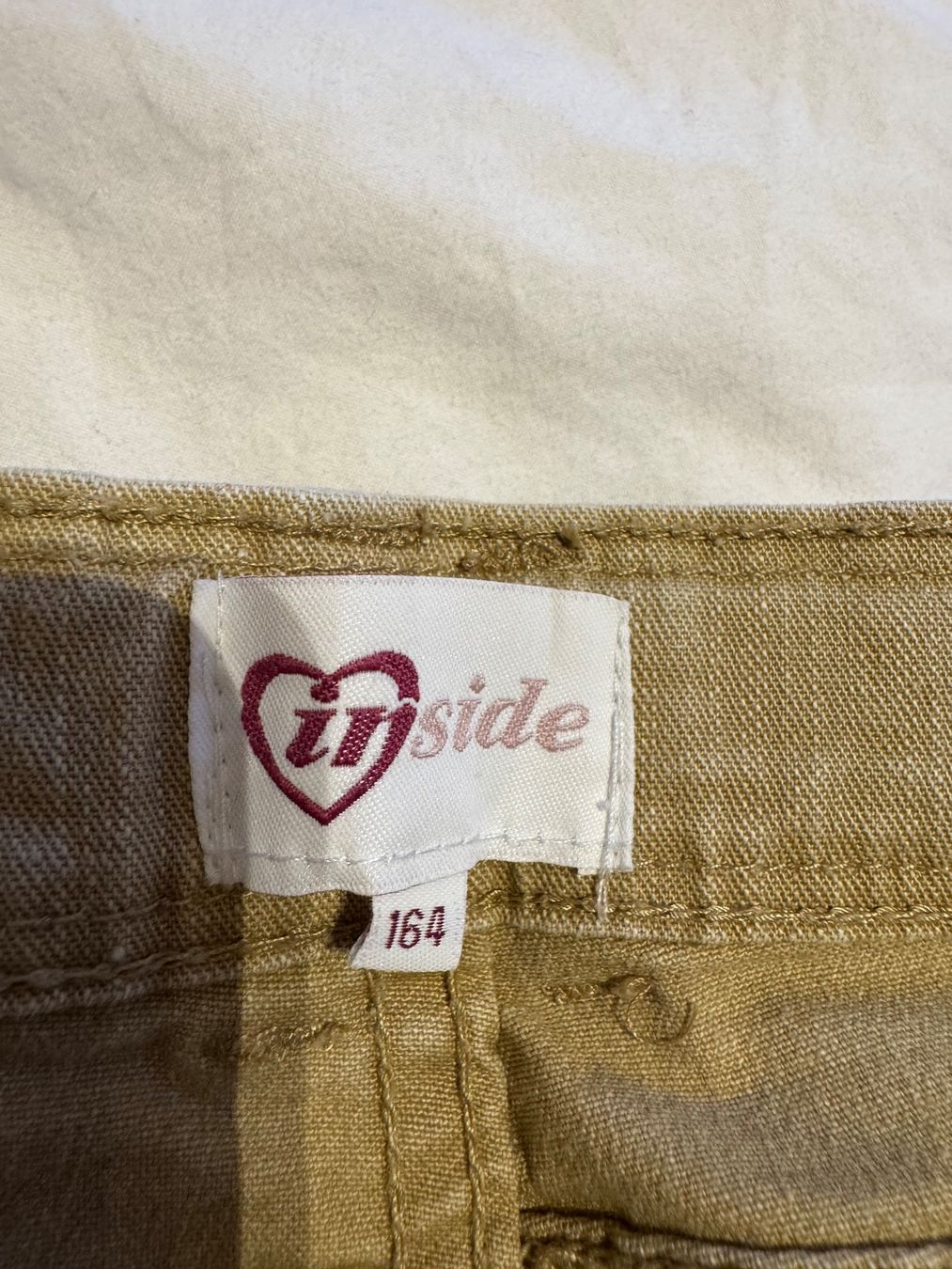 Pantaloni: Jeans beige - Manor – Usato da Denens venduto da sar_5wlm 2