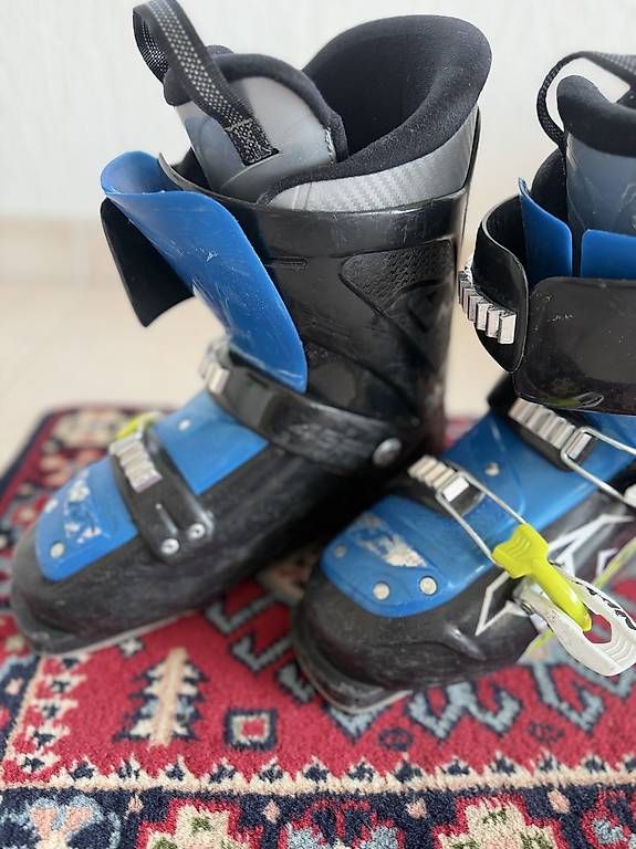Nordica Scarpe per ragazzi: Skischuhe Gr.24.5 – Usato da Zufikon venduto da Ozumo 2