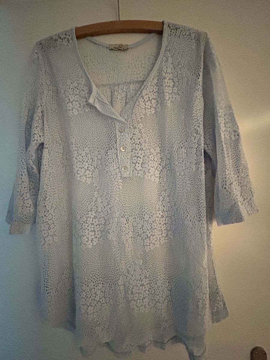 T-shirts: Leichtes Shirt – D'occasion à Toffen par maggieblue