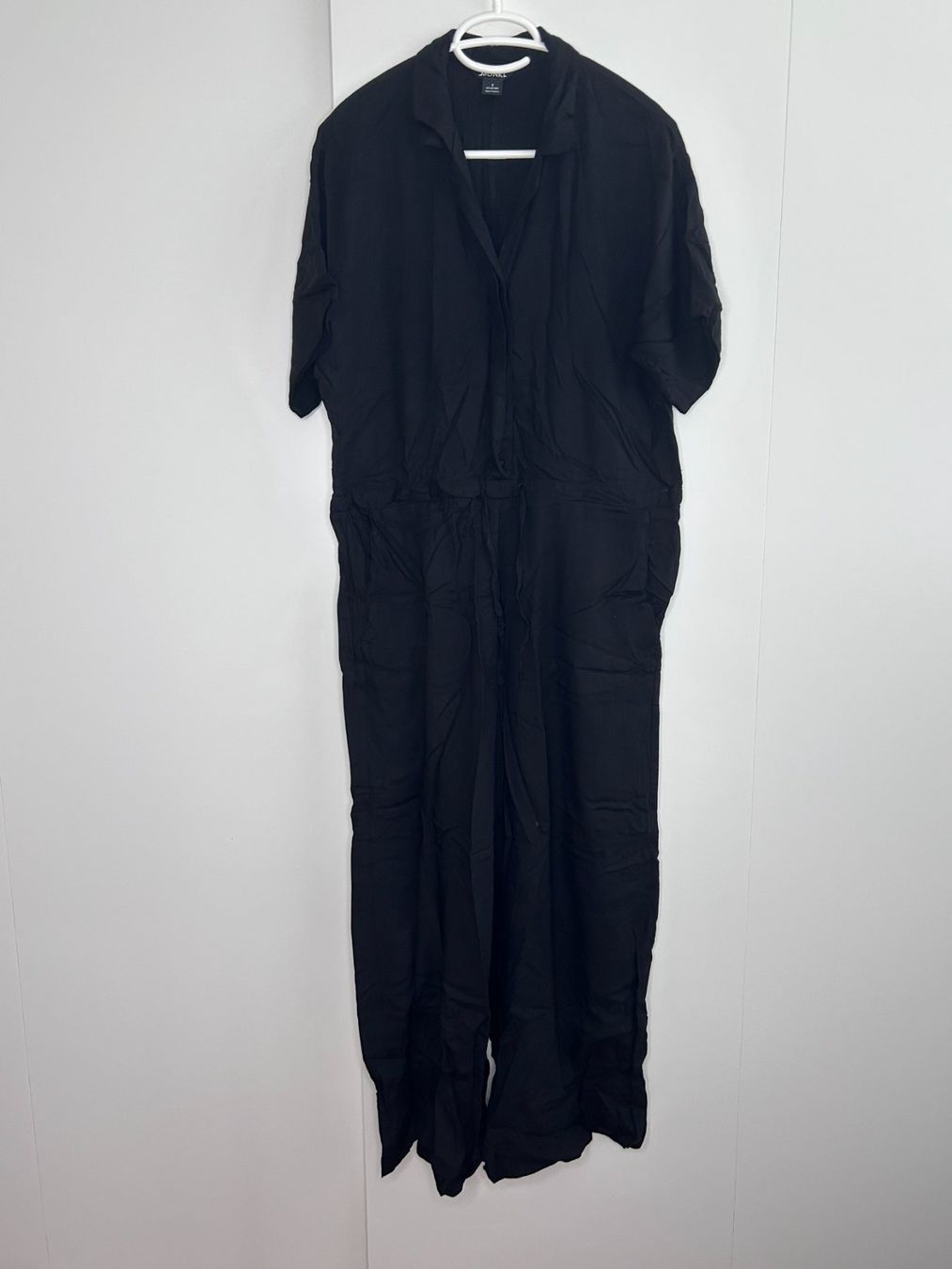 Monki Jumpsuits: Monki Jumpsuit – D'occasion à St. Gallen par look-twice