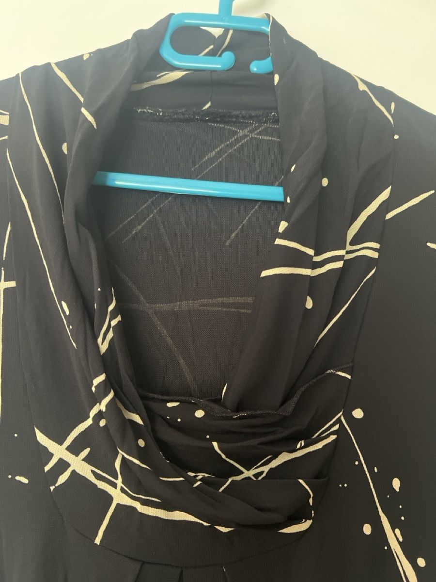 Vestiti: Schickes kleid mit speziellem Muster, Grösse M – Usato da Nürensdorf venduto da and_5tlm 1