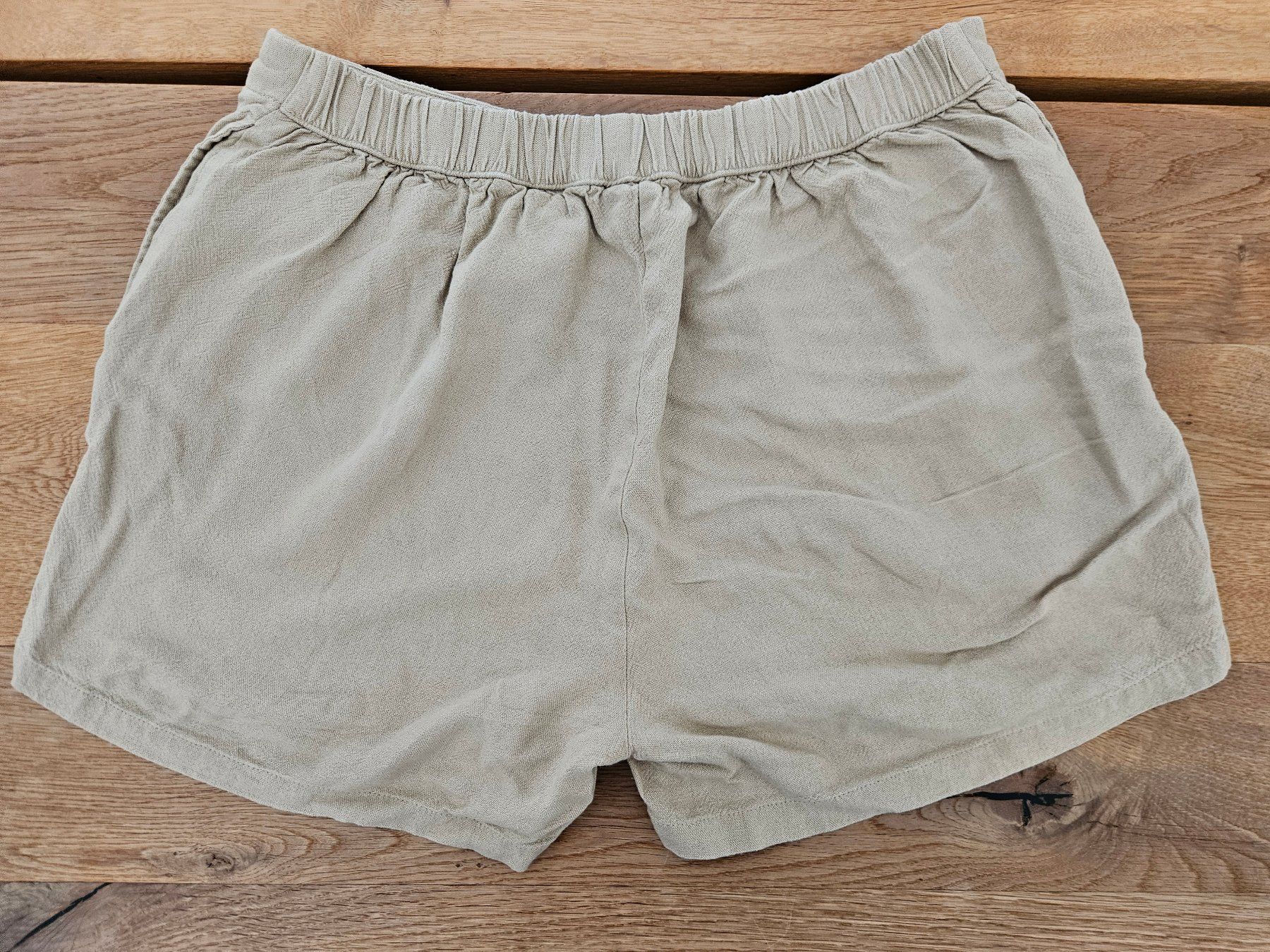 Vero Moda Pantaloni: Kurze beige Hosen, Grösse M, Vero Moda – Usato da Liestal venduto da corneb 2