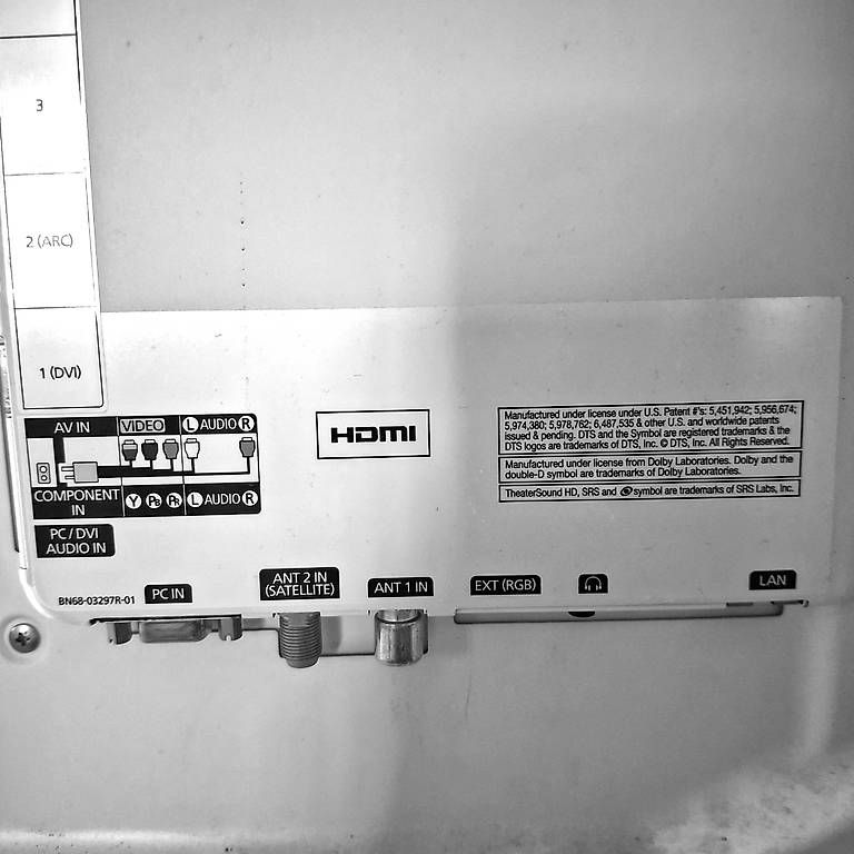 Appareils TV: Téléviseur Samsung 32 pouces type UE32D6510 – D'occasion à St-Sulpice VD par vid_wz89 3