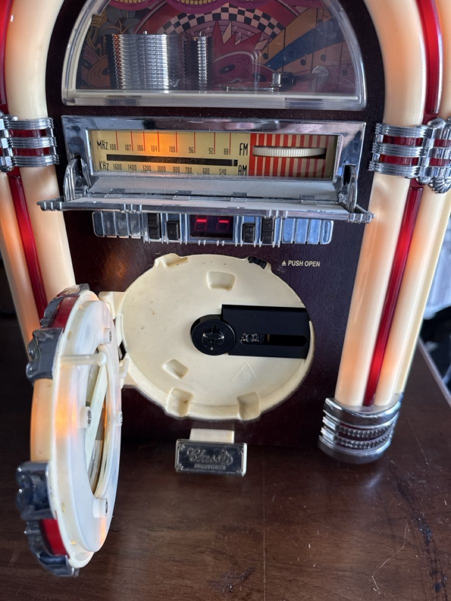 Jukebox: Jukebox radio cd – Difettoso da Bouveret venduto da vit_br9v 3