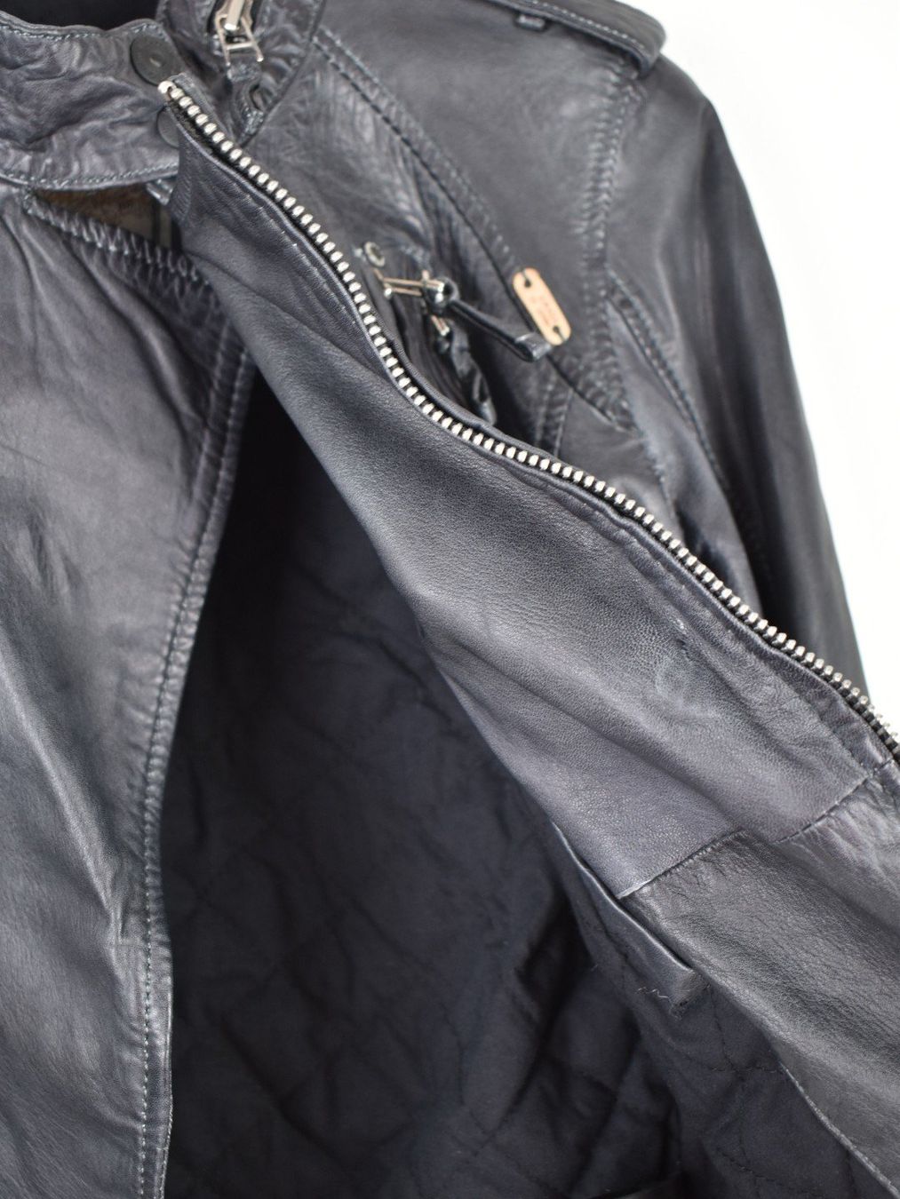 Giacche: M.O.D. Lederjacke Gr.38, neuwertig – Usato da Nürensdorf venduto da 2ND_STORY 5