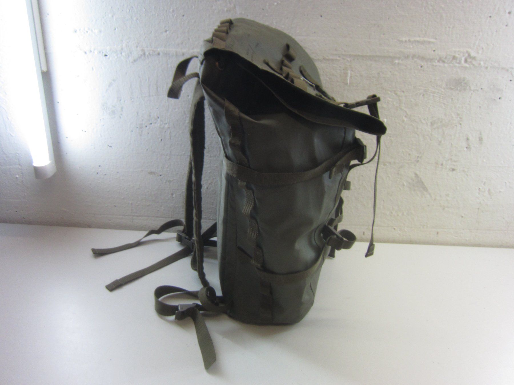 Schweizer Armee Rucksäcke: Kampfrucksack der schweizer Armee 1993 – Gebraucht aus Kilchberg ZH von Cuculus1 4