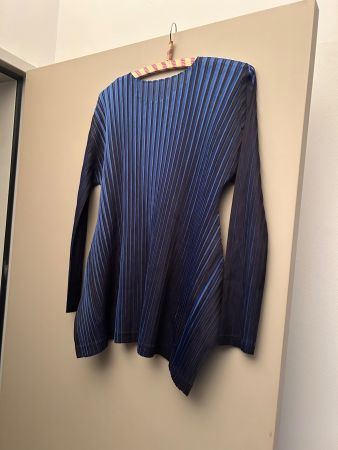Wunderschönes Oberteil von Issey Miyake
