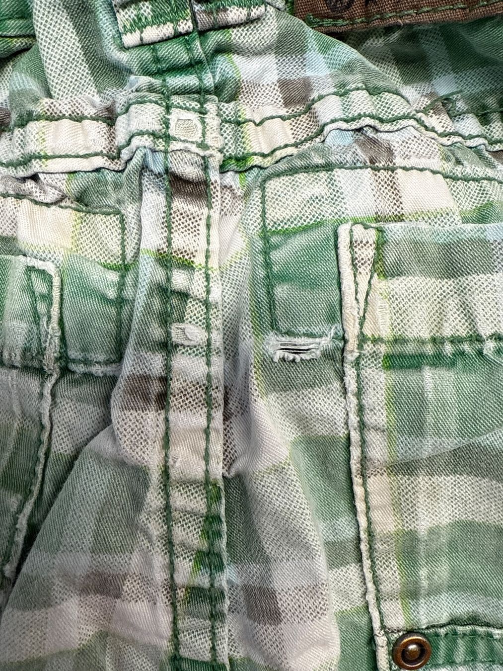 Pantaloni: karierte Shorts Gr. 110 von H&M – Usato da Auenstein venduto da moin. 2