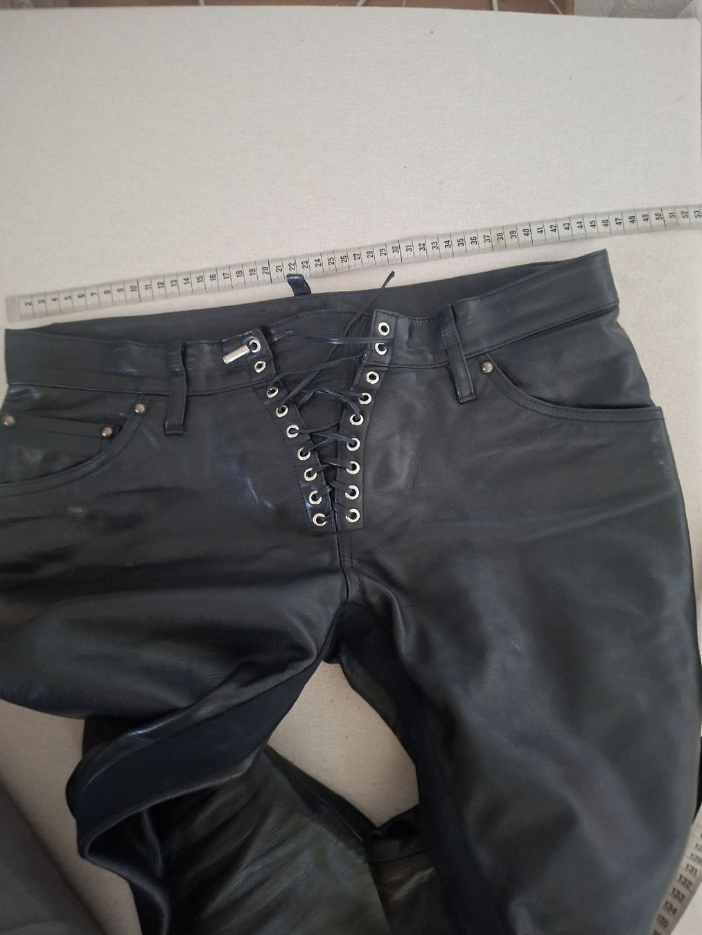 Dsquared2 Pantaloni: DSQUARED2  Lederhose schwarz   – Usato da Glattbrugg venduto da cub_w7l8 5