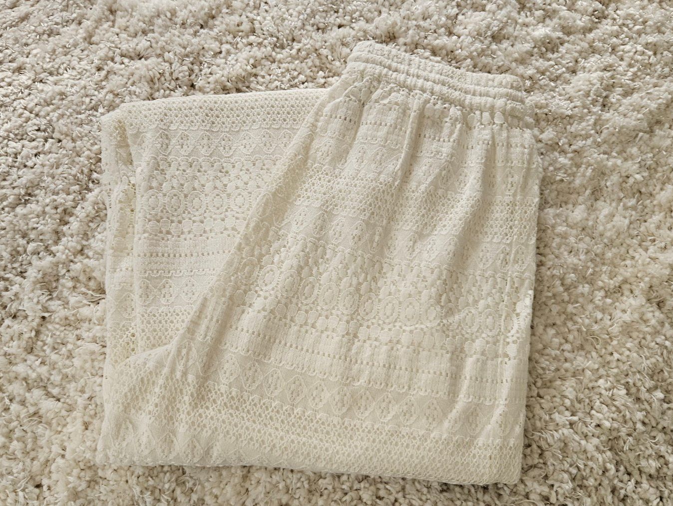 Vero Moda Hosen: Schöne weisse gemusterte Sommerhose Gr. S – Gebraucht aus Hettlingen von Leaena279 1