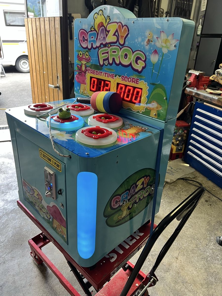 Slot Machine: Spielautomat Crazy Frog – Usato da Nänikon venduto da Flipperbar 2