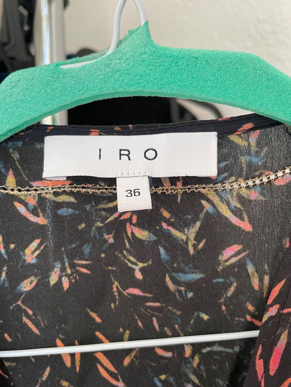 Iro Camicette: Seidenbluse von IRO / Gr. S – Nuovo (secondo la descrizione) da Wettingen venduto da sonn5 2