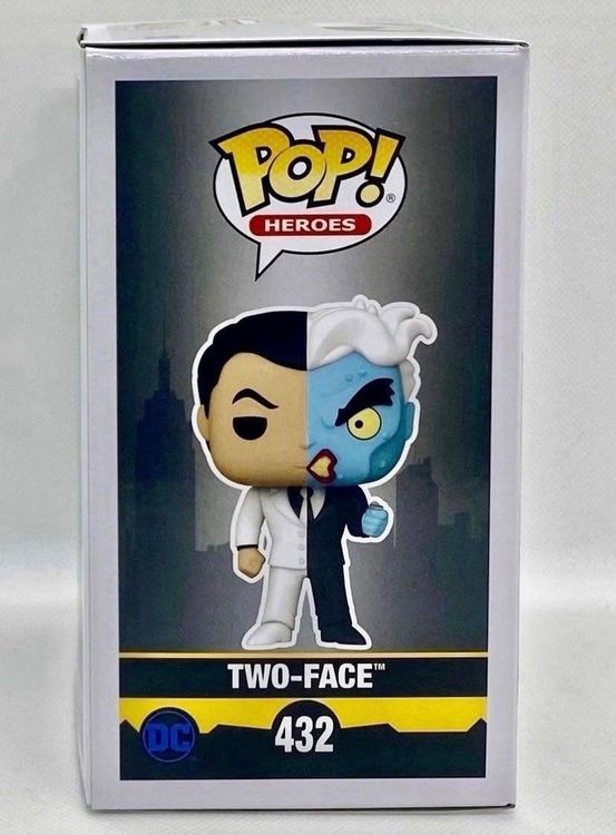 Funko Pop! Vinyl Batman Animated Series Two-Face L.A. Comic Con Exclusive # 432