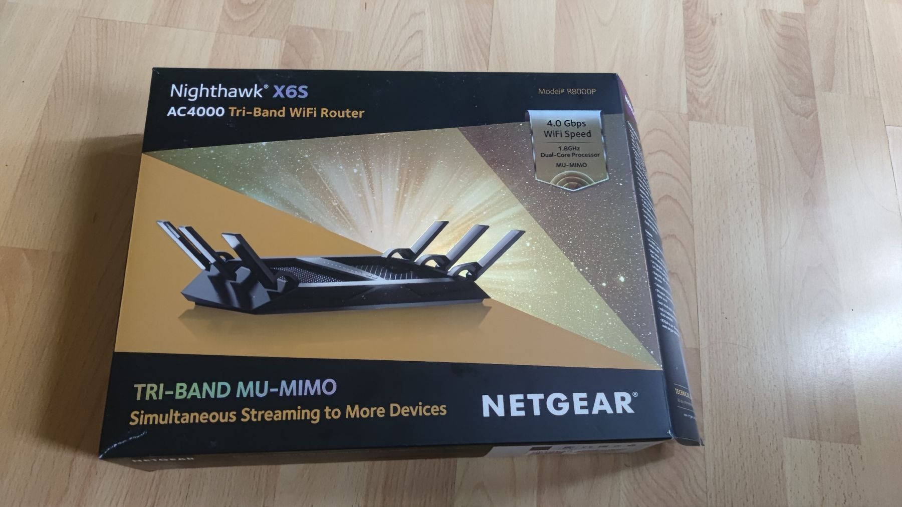 Netgear Modem & Router: Netgear Nighthawk x6s ac4000 – Usato da Meggen venduto da Malecifent