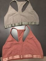 2 brassières XL