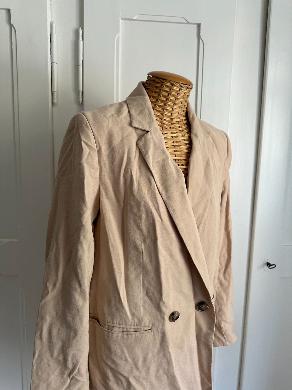H&M Vestes: Blazer beige - 38 – D'occasion à Zürich par Diazaio 1