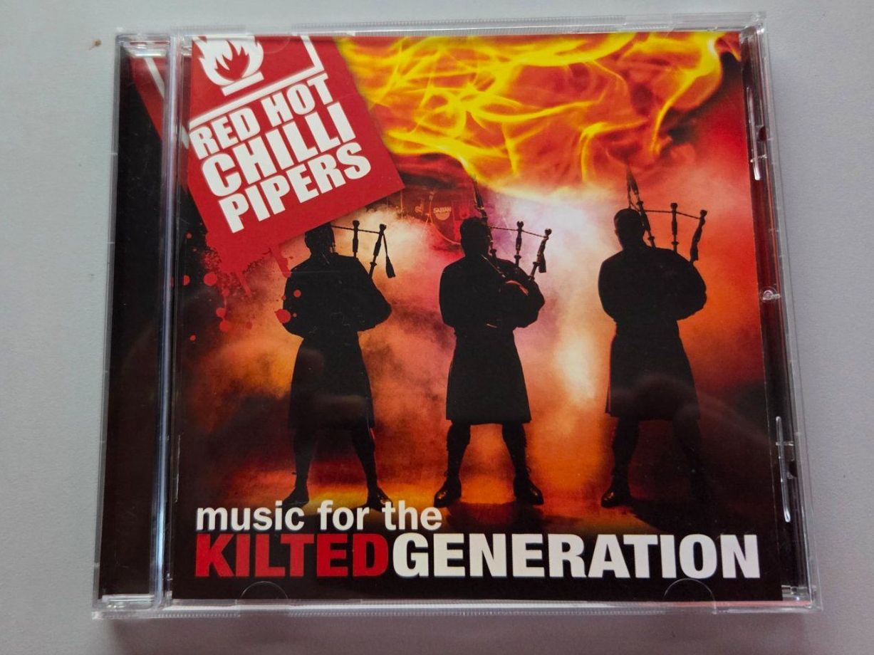 CD: CD RED HOT CHILLI PIPERS - Music for the Kilted Generation – Usato da Schaffhausen venduto da Kellerrassel