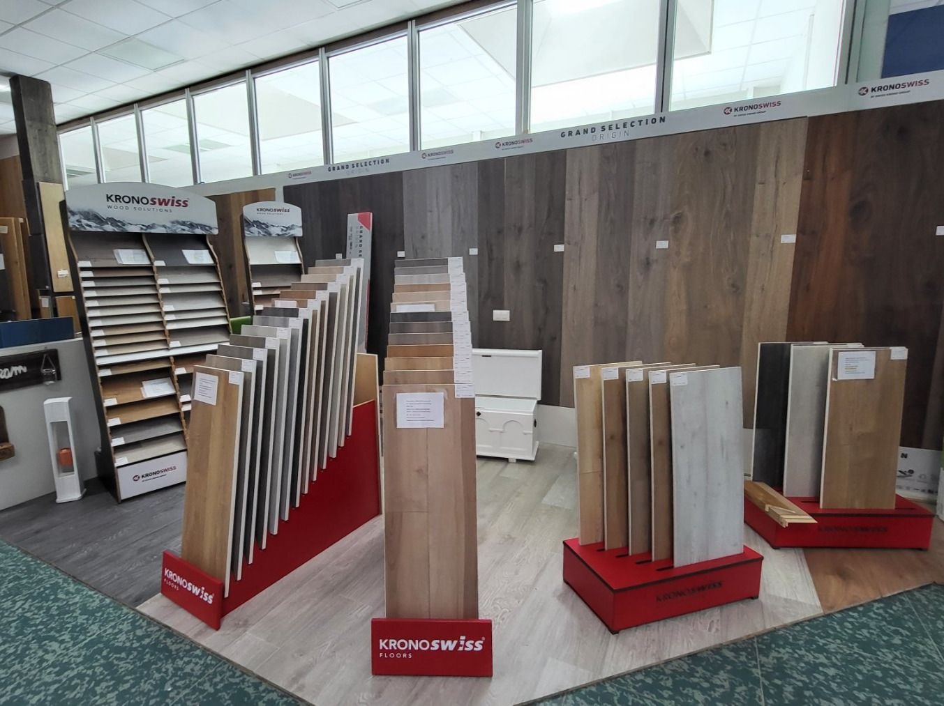 Rivestimenti per pavimenti: Vinyl Wasserfeste SPC Träger Dekor eiche hell fr. 28.90 m2 – Nuovo e nell'imballaggio originale da Rothrist venduto da swiss-laminat 6