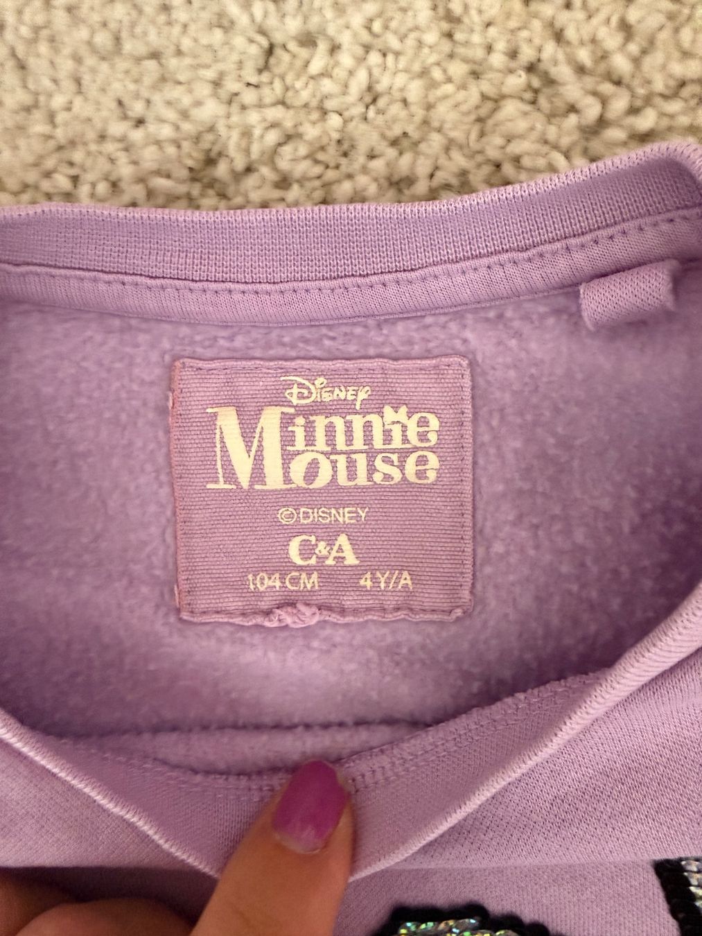 C&A Maglioni & Felpe: Mädchen Pullover Minnie Mouse Lila Grösse 104 – Usato da Embrach venduto da vas_fky8 3
