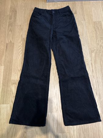 Schwarze Cordhose von H&M 158