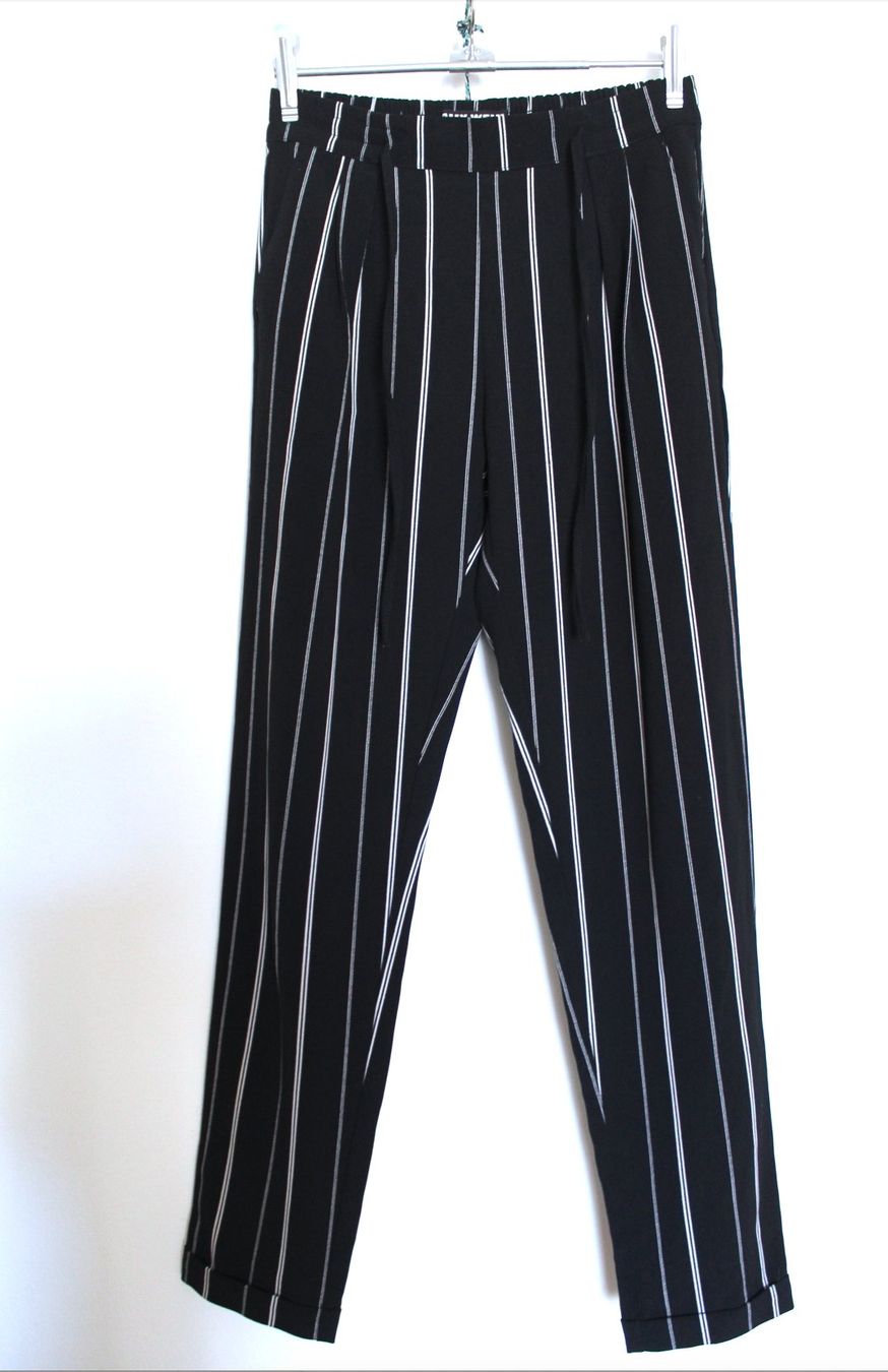 Tally Weijl Pantaloni: Tally Weijl Hose,  Gr. 34 Angeschrieben – Usato da Locarno venduto da madame-tus-sauds