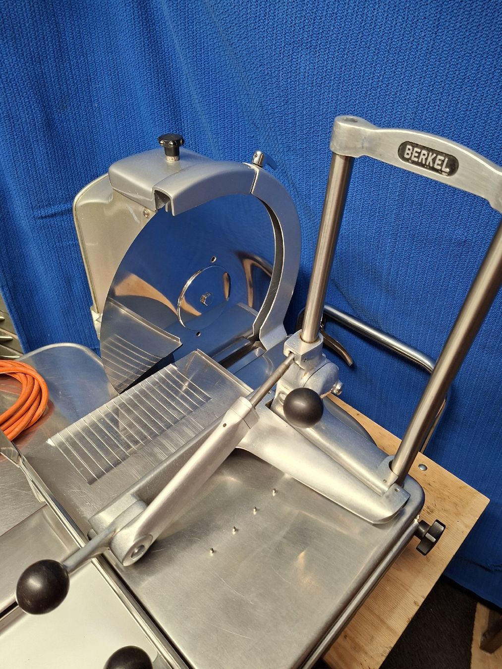 Alle Maschinen: BERKEL 115 E – Gebraucht aus Wolhusen von zupasoli 3