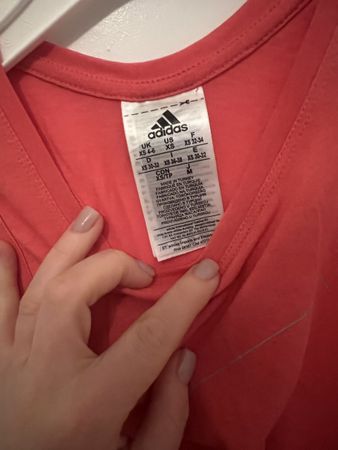 Adidas Tanktop Grösse XS - ideal für den Sommer
