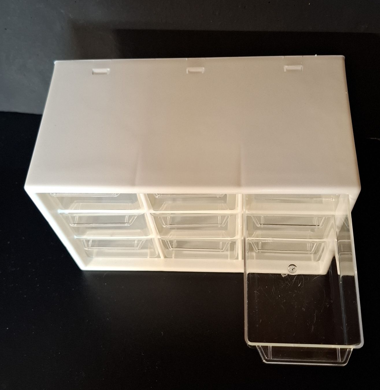 Behälter & Ähnliches: Schubladenbox mit 9 Schubladen, Wandmontage möglich – Gebraucht aus Pagig von Spring14 3