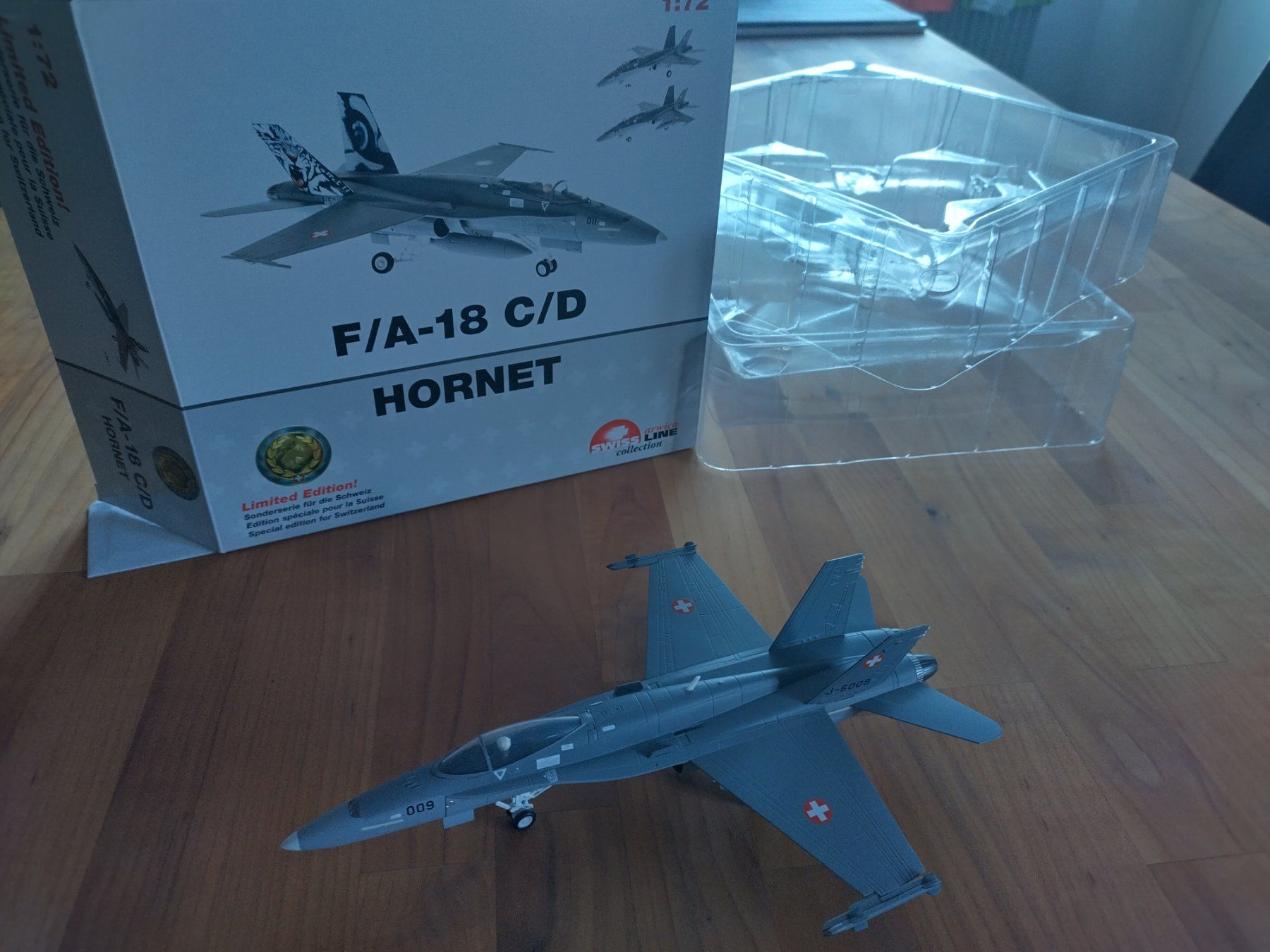 Kit di modellismo & Modellini statici: F/A 18C J 5009 – Usato da koppigen venduto da thh_9nmj