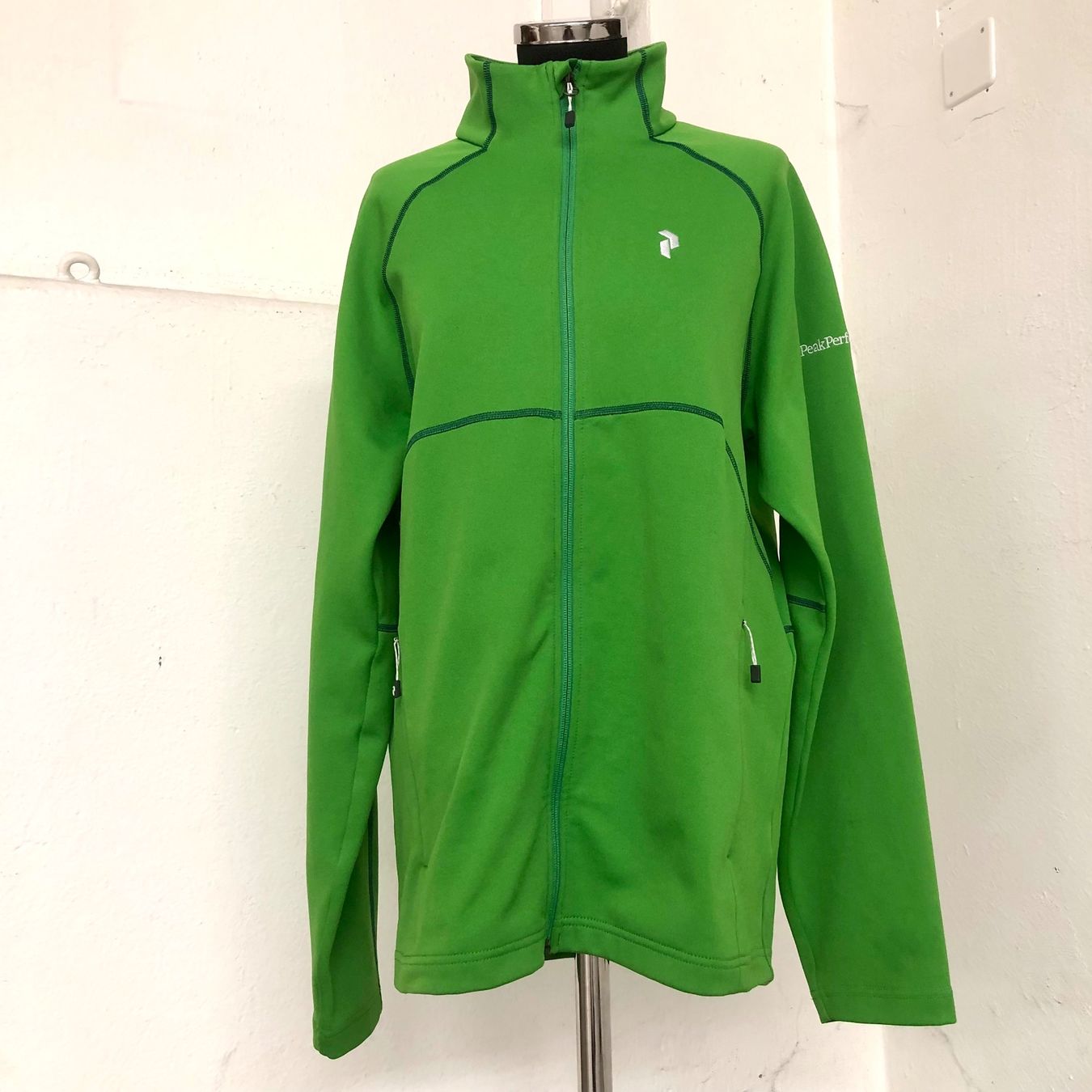 Peak Performance Giacche: Peak Performance Softshell Outdoor Jacke, Grösse L – Usato da Brienz BE venduto da Kokolea84