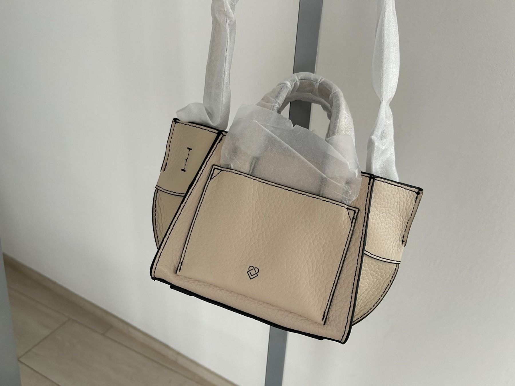 Liebeskind Borse da donna: Liebeskind-Tasche – Nuovo (secondo la descrizione) da Biel-Benken BL venduto da ser_z25x 2