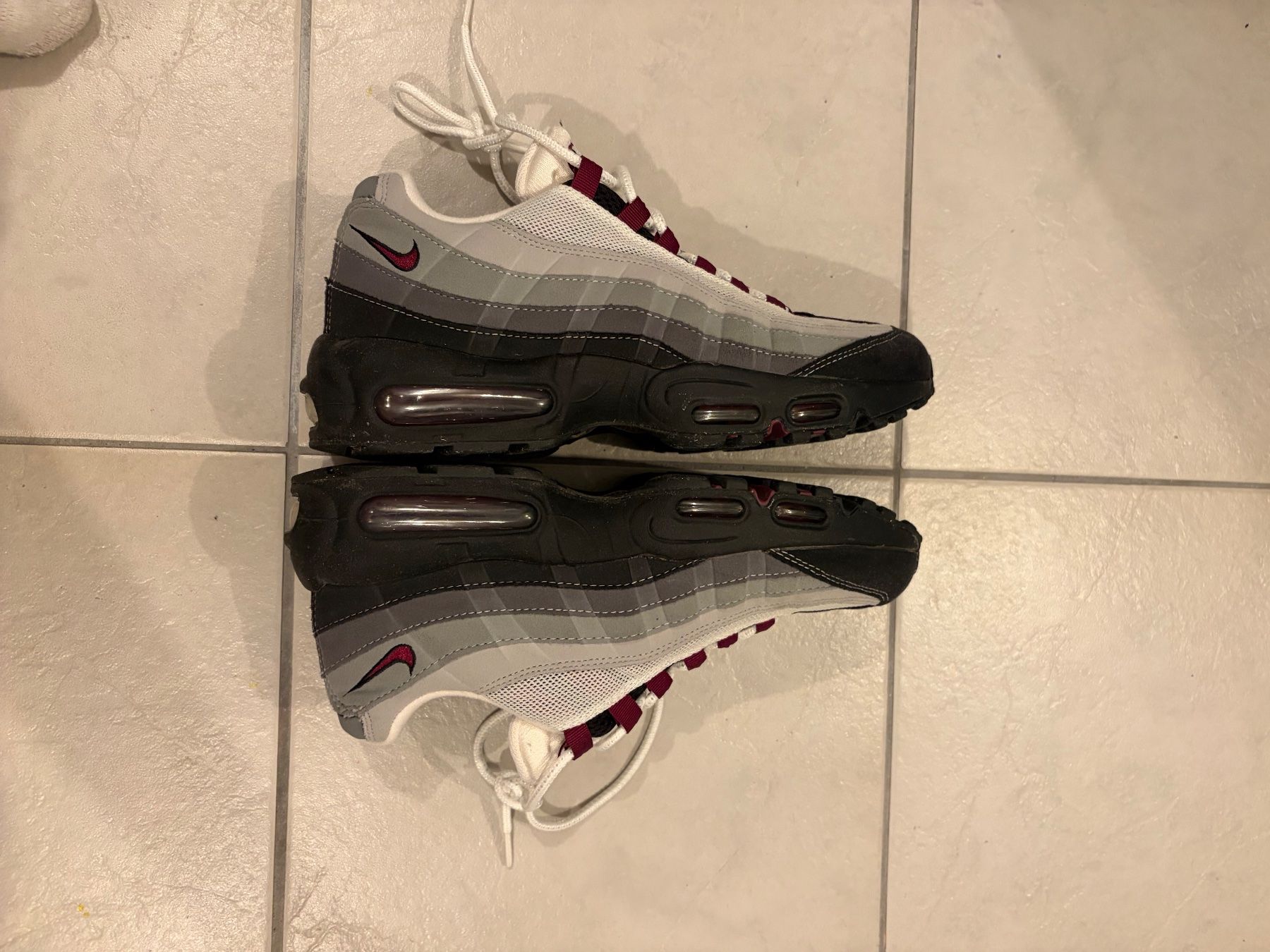 Nike Scarpe da uomo: Airmax 95 (minimale Gebrauchsspuren) – Usato da Volketswil venduto da sam_n6pb