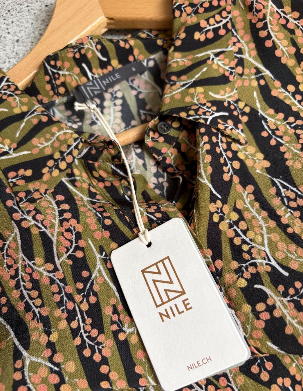 Nile Vestiti: Nile Kleid Gr.S – Nuovo e nell'imballaggio originale da Unterägeri venduto da Jutka_04 3