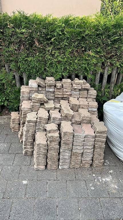 Rivestimenti per pavimenti: Pflastersteine - Gratis & bereit zur Abholung – Usato da Schlieren venduto da Creonn 4