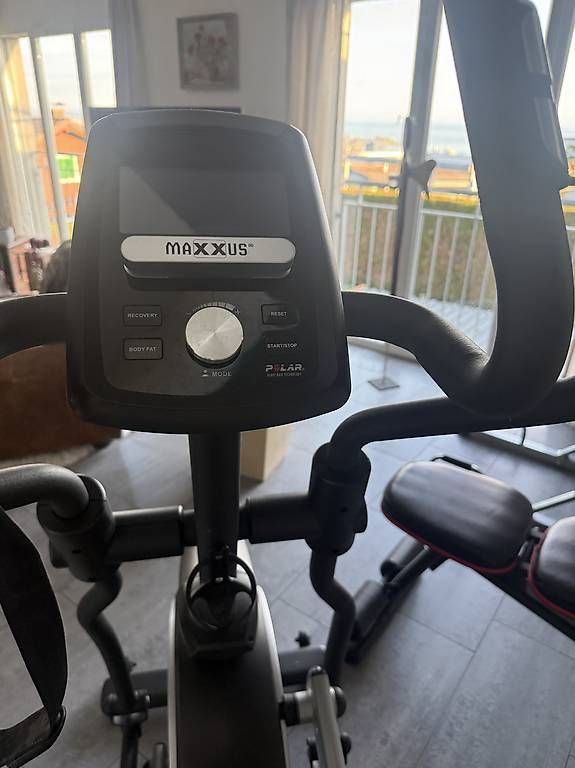 Hometrainer: Stepper, Kletterturm und Trainingsbank – Usato da Rorschacherberg venduto da Markoe 2
