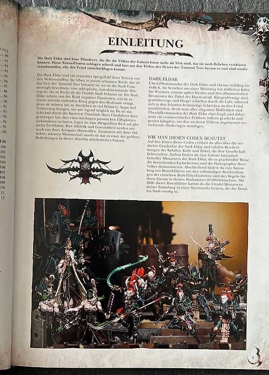 Bücher: Warhammer 40'000 CODEX - Dark Eldar – Gebraucht aus Gränichen von Kretiundpleti 3