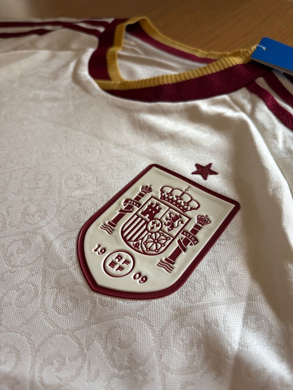 Adidas Leibchen & Hosen: Maillot Espagne 2026 taille S – Neu und originalverpackt aus Perly von Sam.crr 1