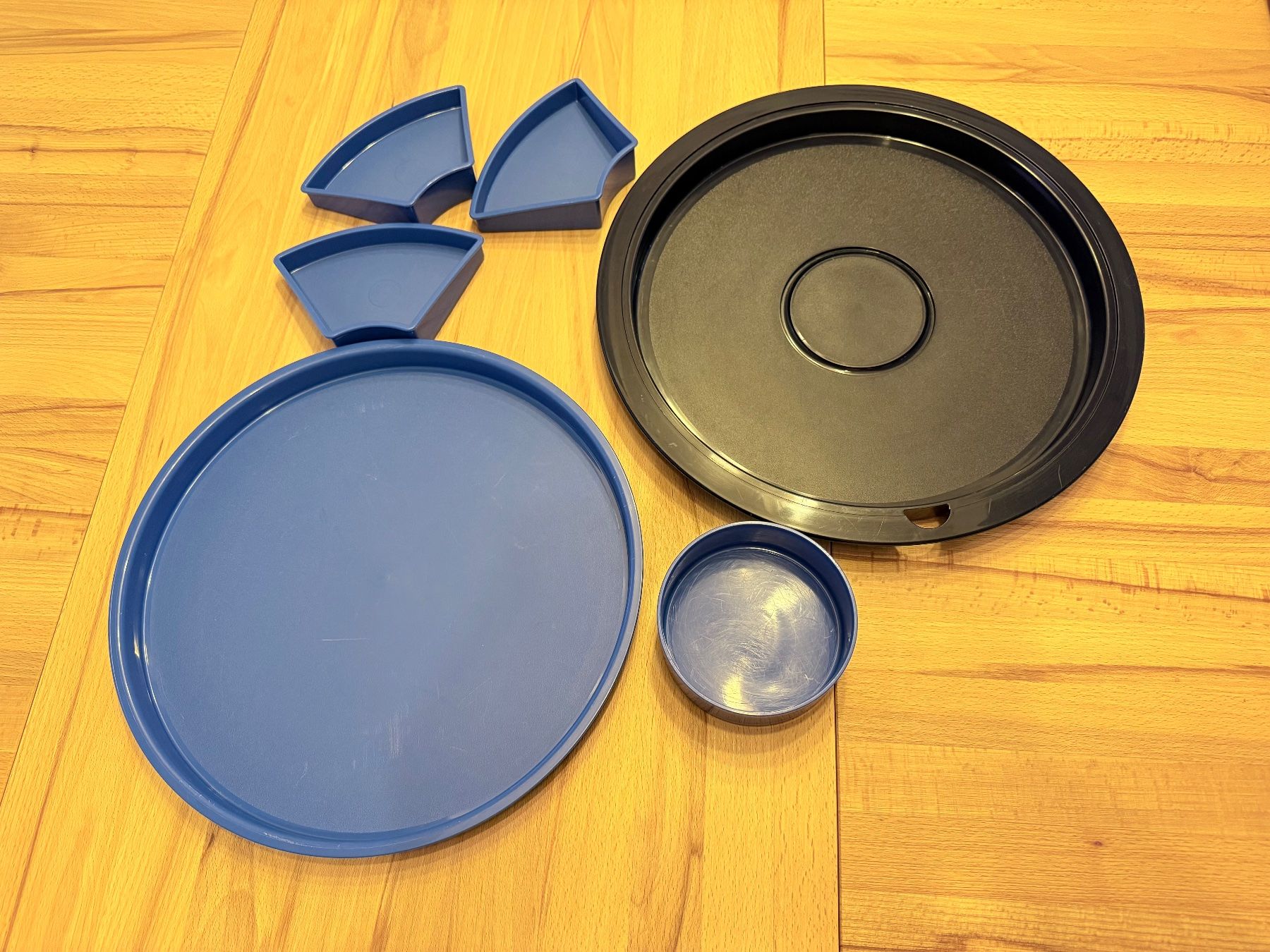 Tupperware Servierplatten: Tupperware Preludio Servier Tablett – Gebraucht aus Wallbach von logologo01 1
