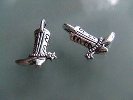 Anhänger Stiefelchen   17x12mm
