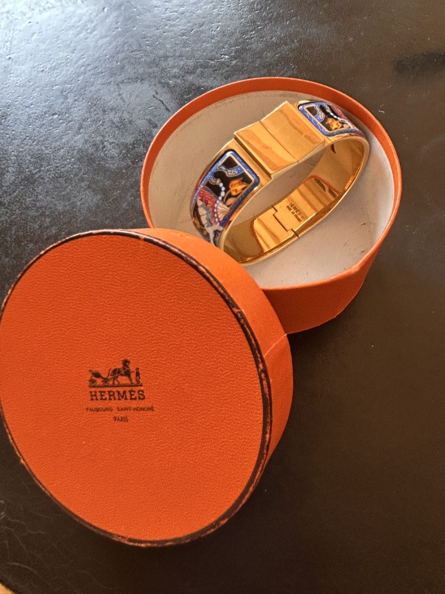 Hermès Bracciali & Braccialetti: Hermes jonc émail plaqué or – Usato da St-Cergue venduto da pinkgreen 5