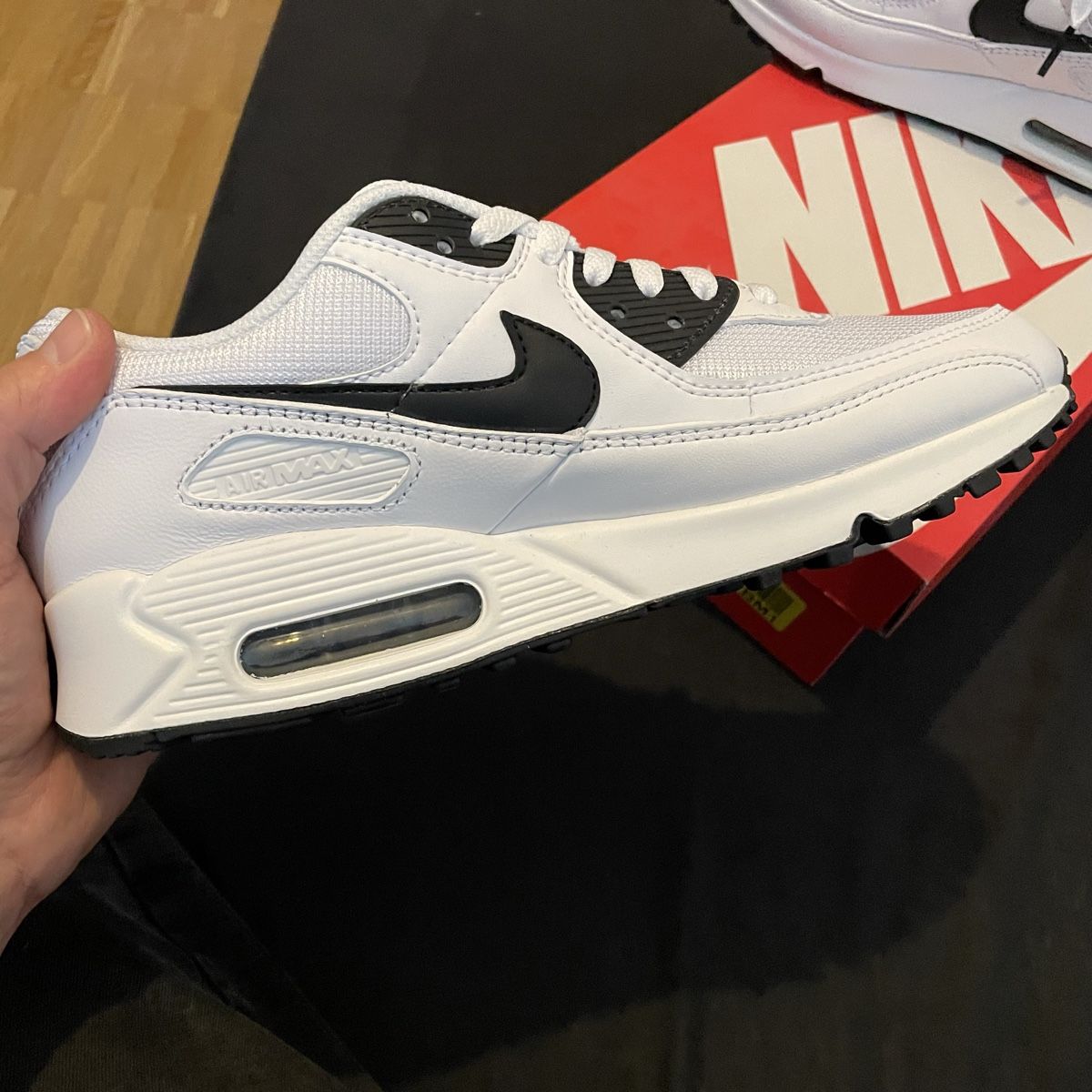 Nike Herrenschuhe: Nike Air Max 90 / White-Black – Neu (gemäss Beschreibung) aus Solothurn von __M_M__ 1