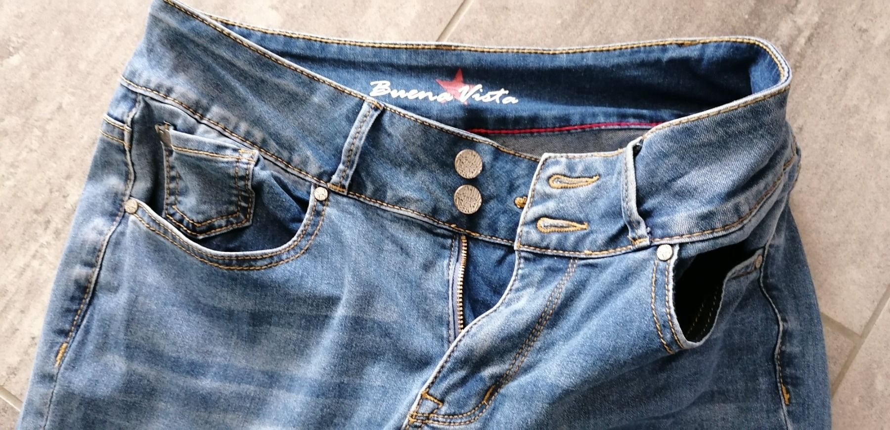 Jeans: Jeans NEU Gr. M – Nuovo (secondo la descrizione) da Entlebuch venduto da Waldschratt65 2