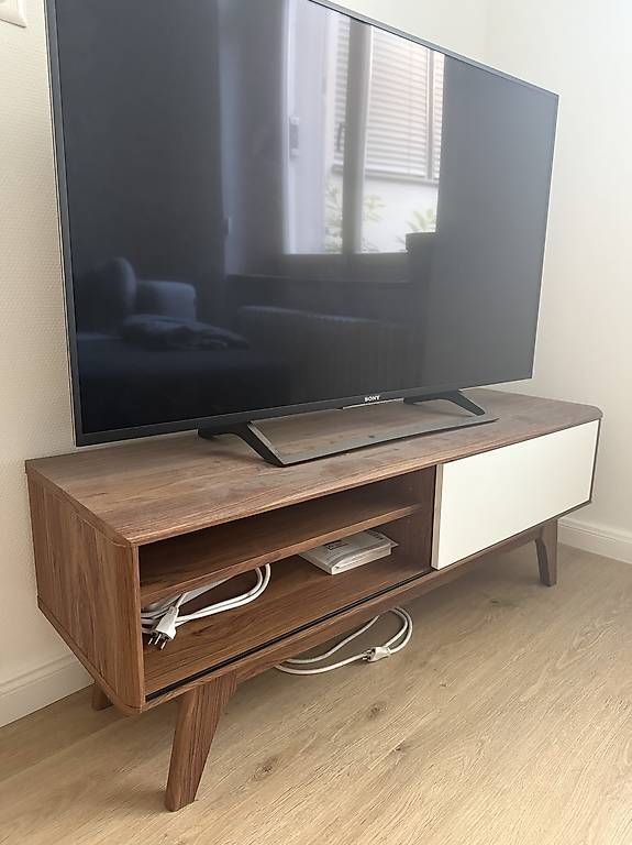 TV Möbel: TV-Möbel BUFFALO Braun / Weiss – Gebraucht aus Frauenfeld von Kim_M. 1