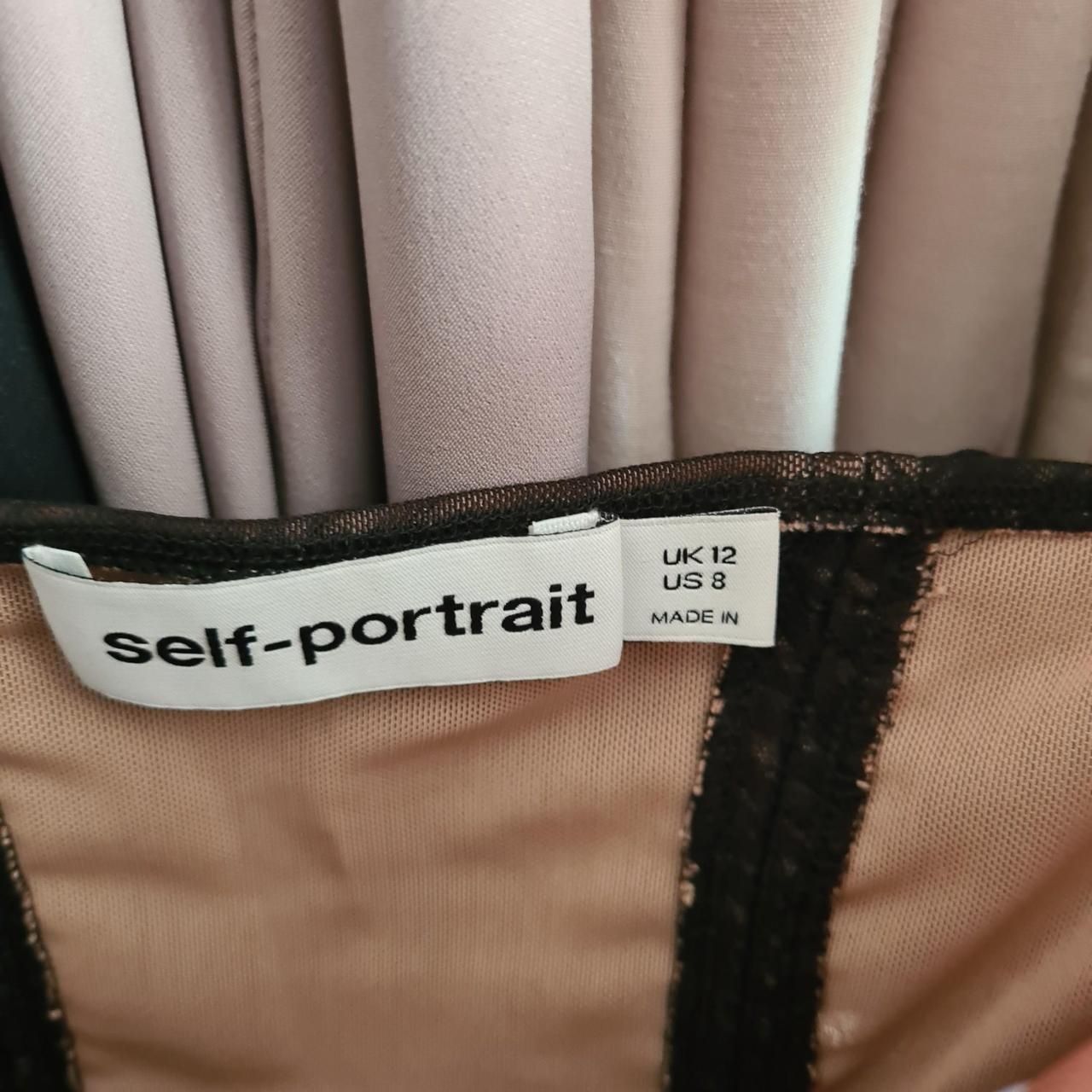 Self-Portrait Top: Self-Portrait Top, Schwarz – Nuovo (secondo la descrizione) da Emmen venduto da mak31 2