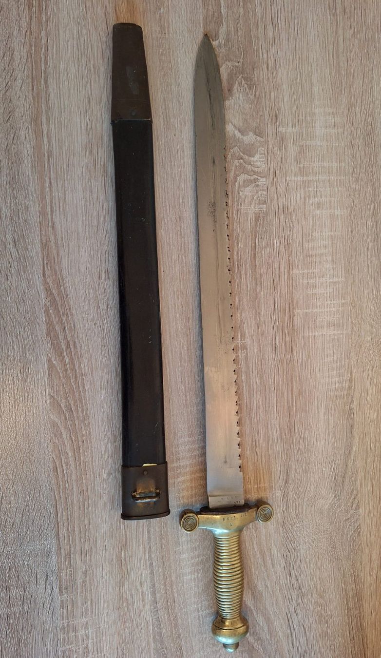 Sonstiges zum Sammeln & Seltenes: Je vends un Glaive – Gebraucht aus La Chaux-de-Fonds von Riquet2300