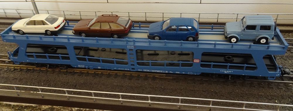 Märklin H0 - 4233 - Transport de fret - 2x porte-voitures à