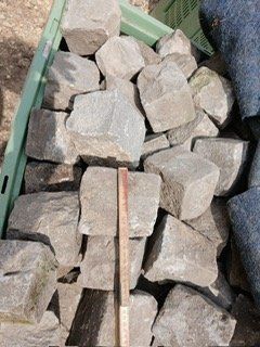 Bodenbeläge: Pavé 10/13 – Gebraucht aus L'Isle von Outils