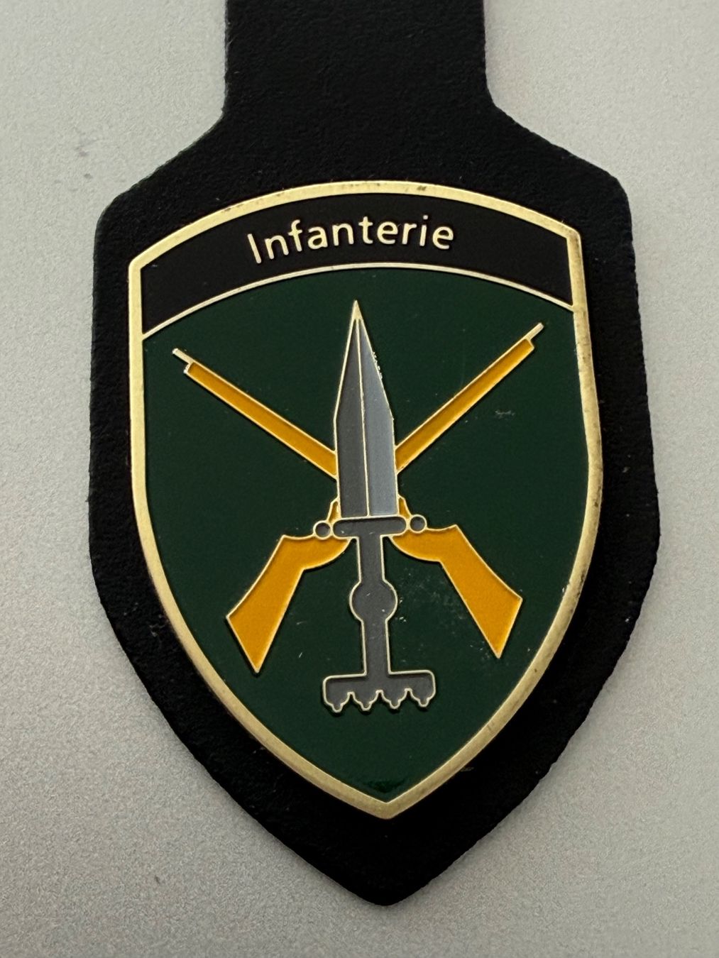 Schweizer Armee Plaketten & Abzeichen: Brustanhänger: Infanterie - Schweizer Armee – Gebraucht aus Brütten von Hst1