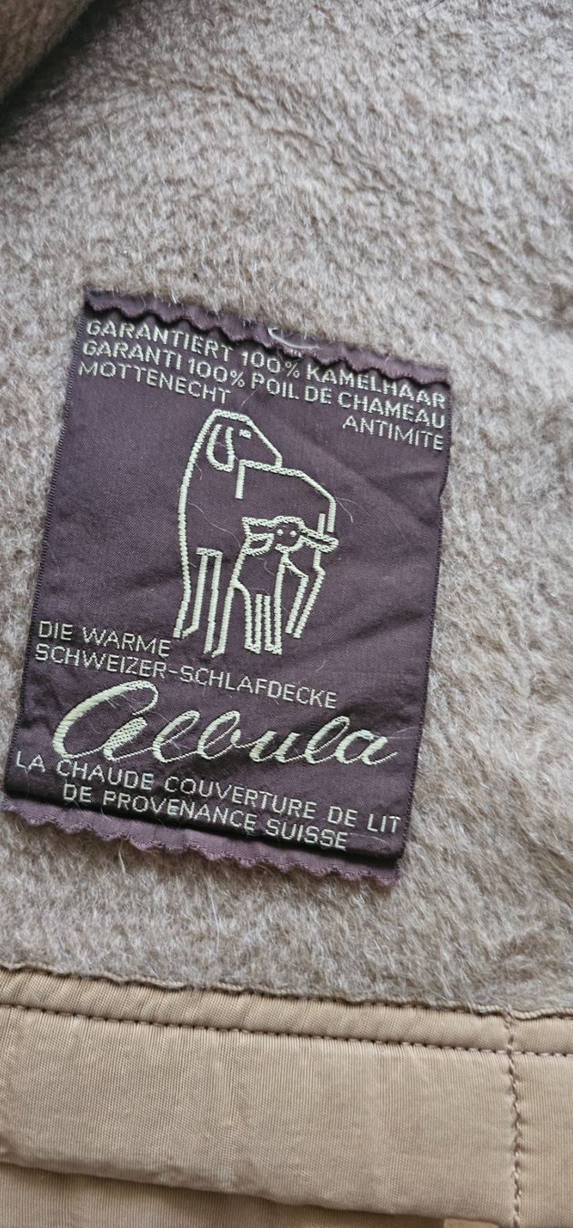 Coperte: Eskimo decke Kamelhaar Kamel – Usato da Riedikon venduto da Winter21. 1