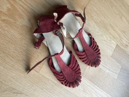 Rote Sommersandalen Gr. 39 Wildleder